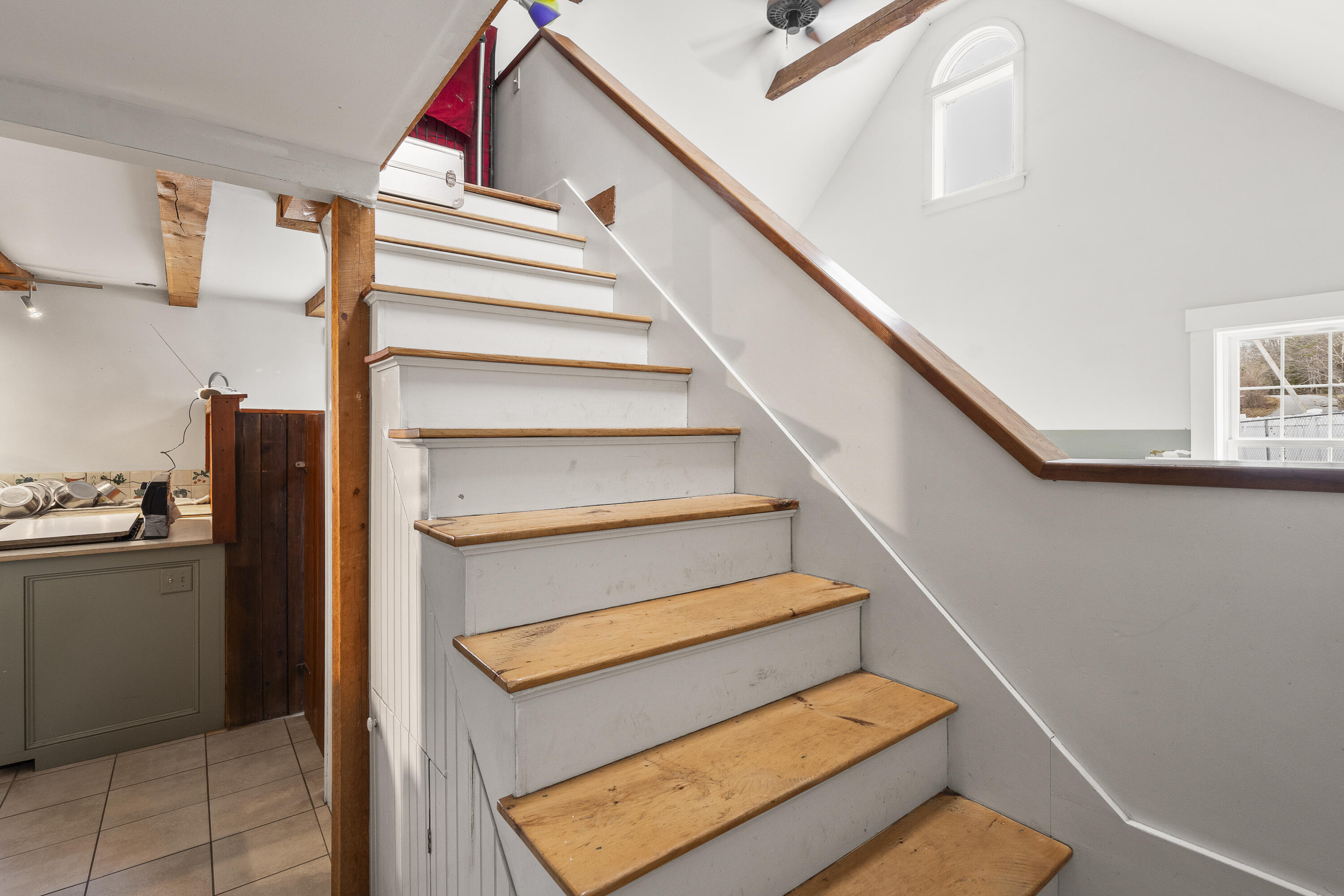 144 Middle Road Edgecomb ME 04556