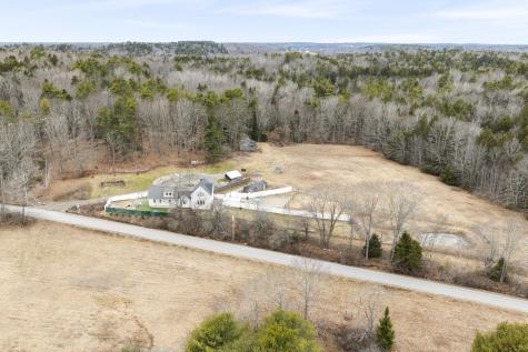 144 Middle Road Edgecomb ME 04556