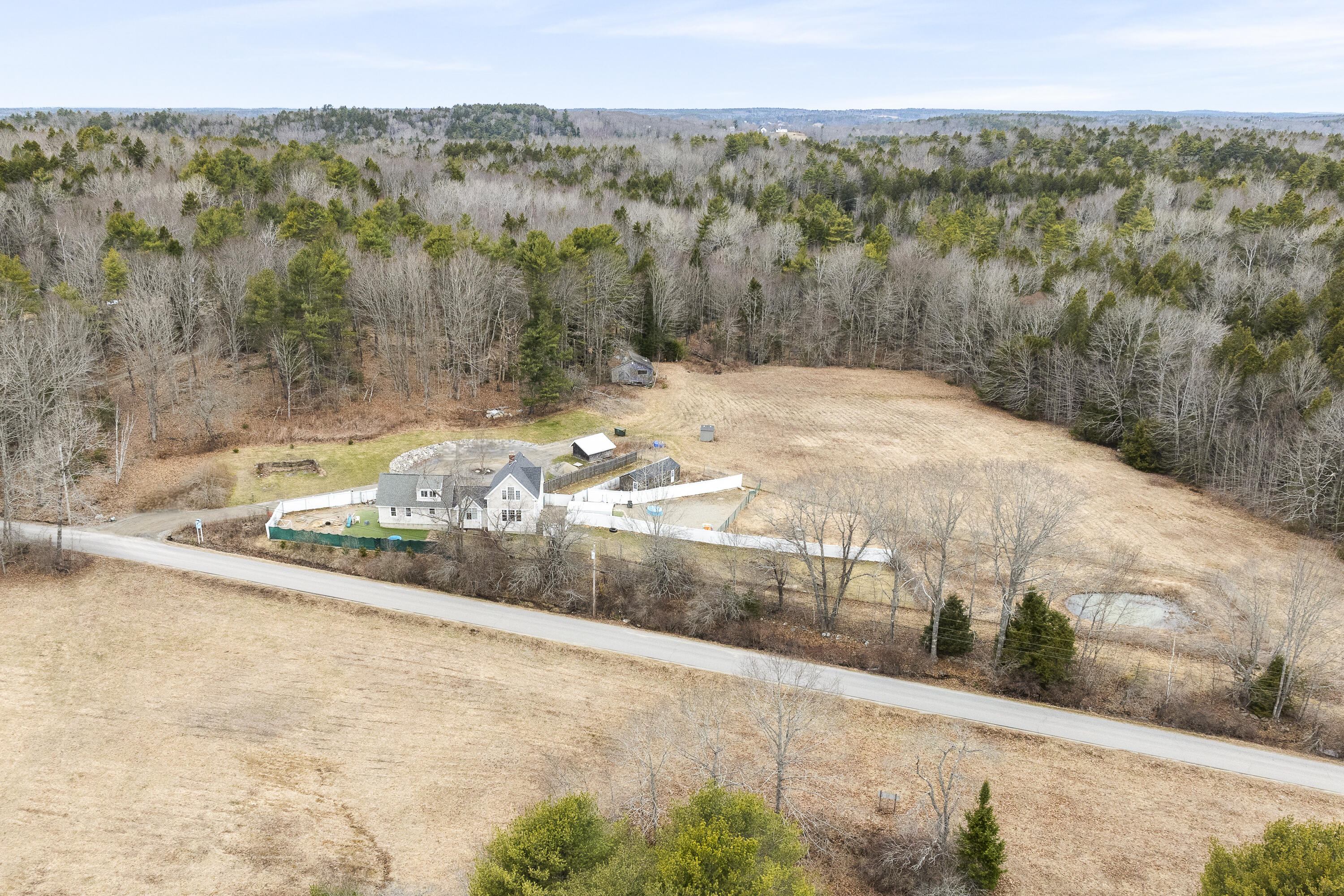 144 Middle Road Edgecomb ME 04556