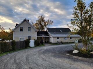 144 Middle Road Edgecomb ME 04556