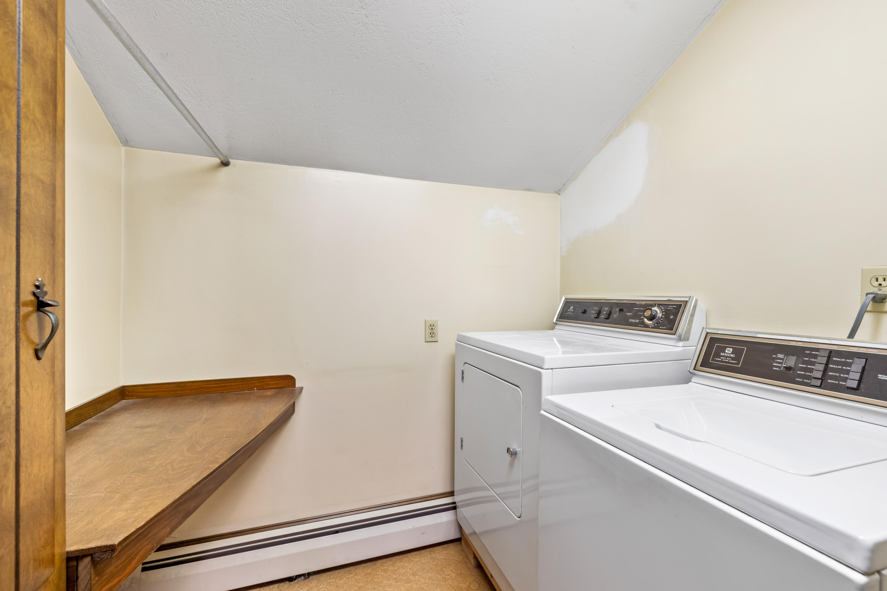 177 Hill Street Biddeford ME 04072