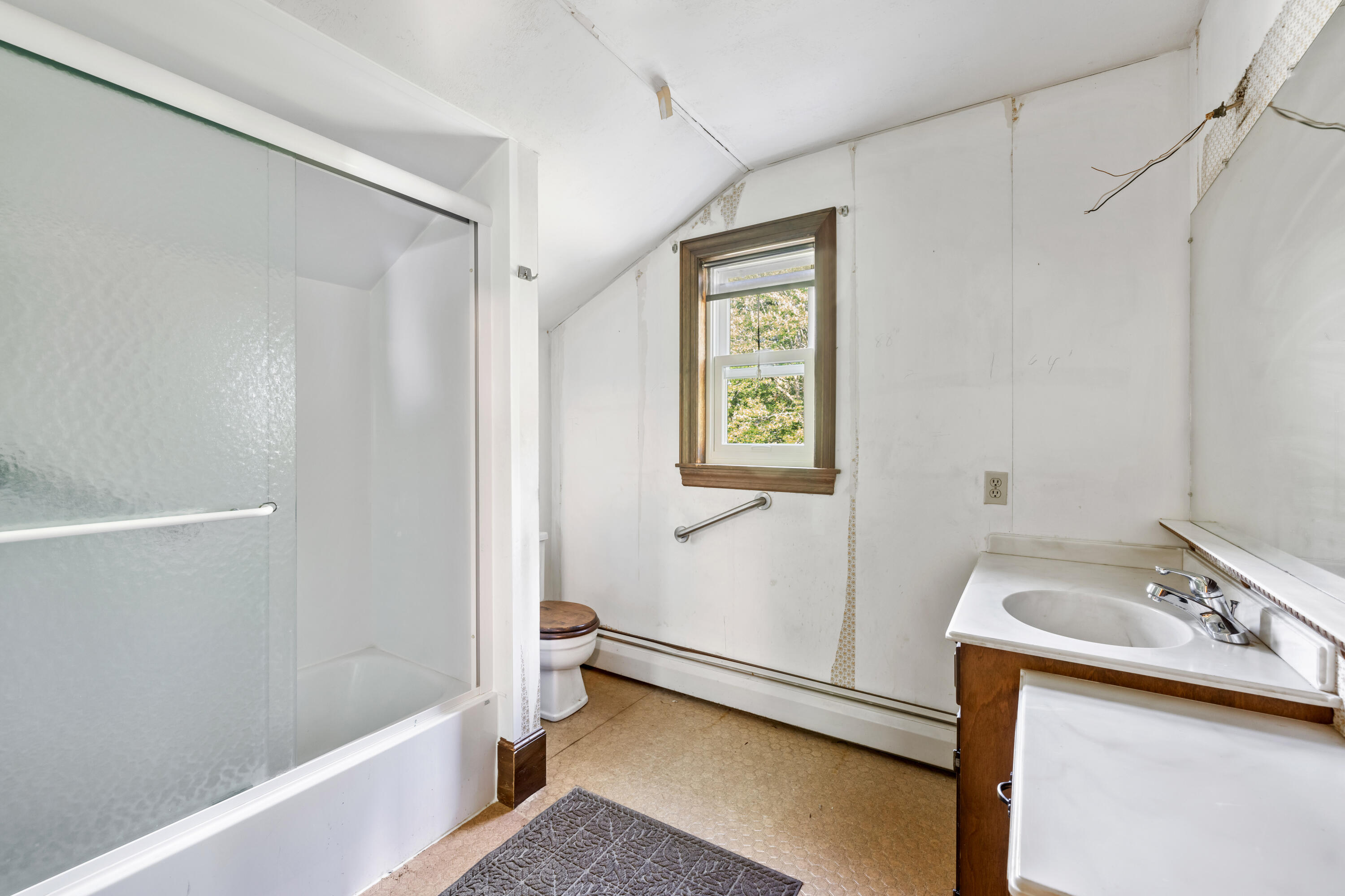 177 Hill Street Biddeford ME 04072