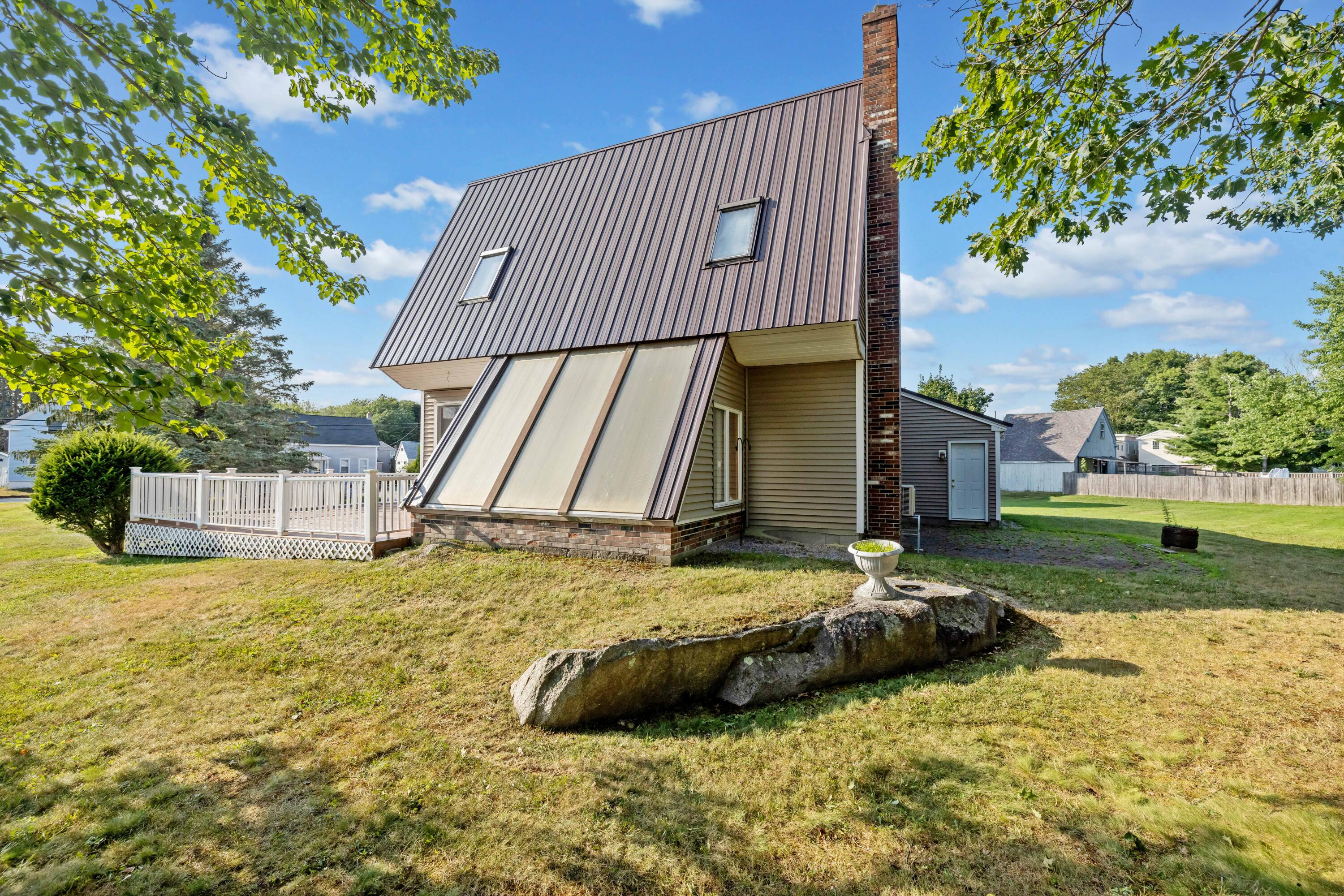 177 Hill Street Biddeford ME 04072