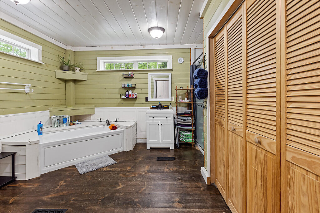 16 Trillium Estates Rome ME 04963