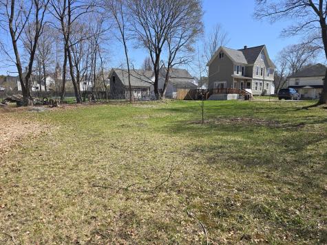 10 Middle Street Lisbon ME 04252