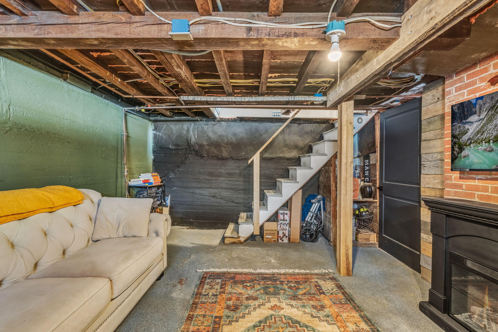 32 Northern Avenue Hampden ME 04444