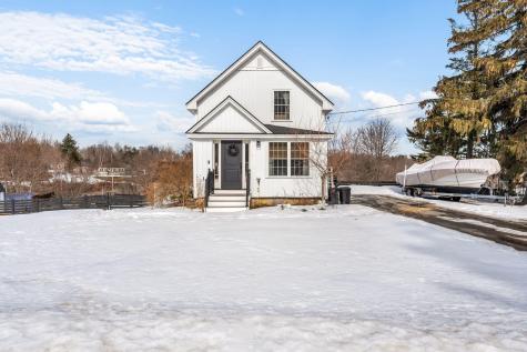 32 Northern Avenue Hampden ME 04444