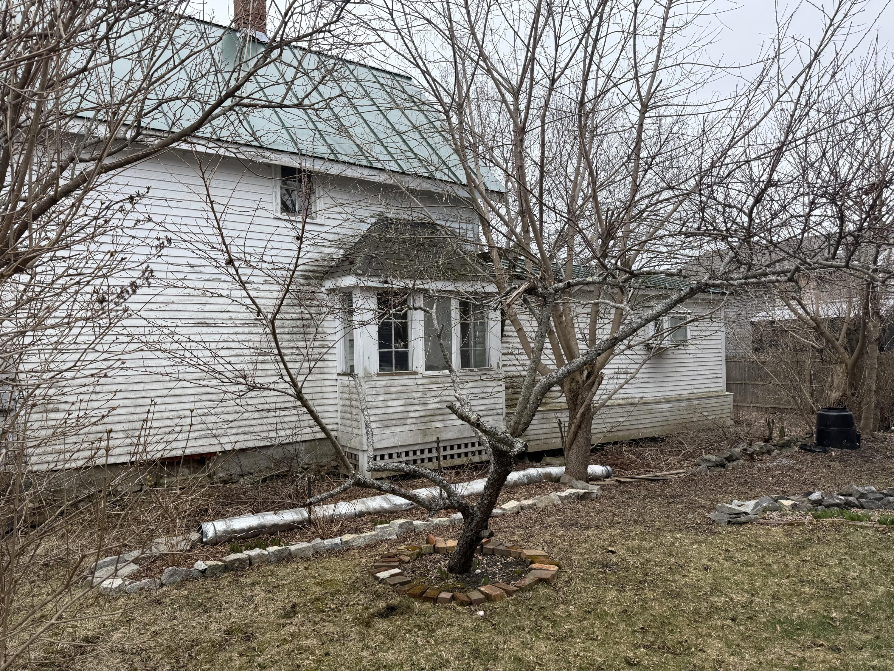 10 Trinity Street Rockland ME 04841