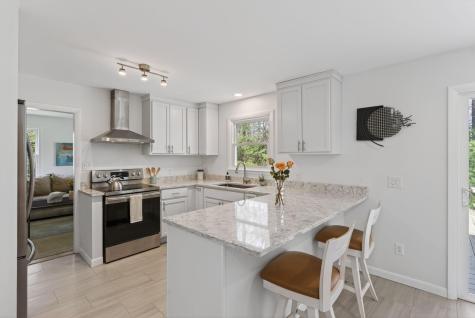 37 Meadowbrook Road Brunswick ME 04011