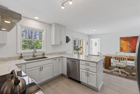 37 Meadowbrook Road Brunswick ME 04011