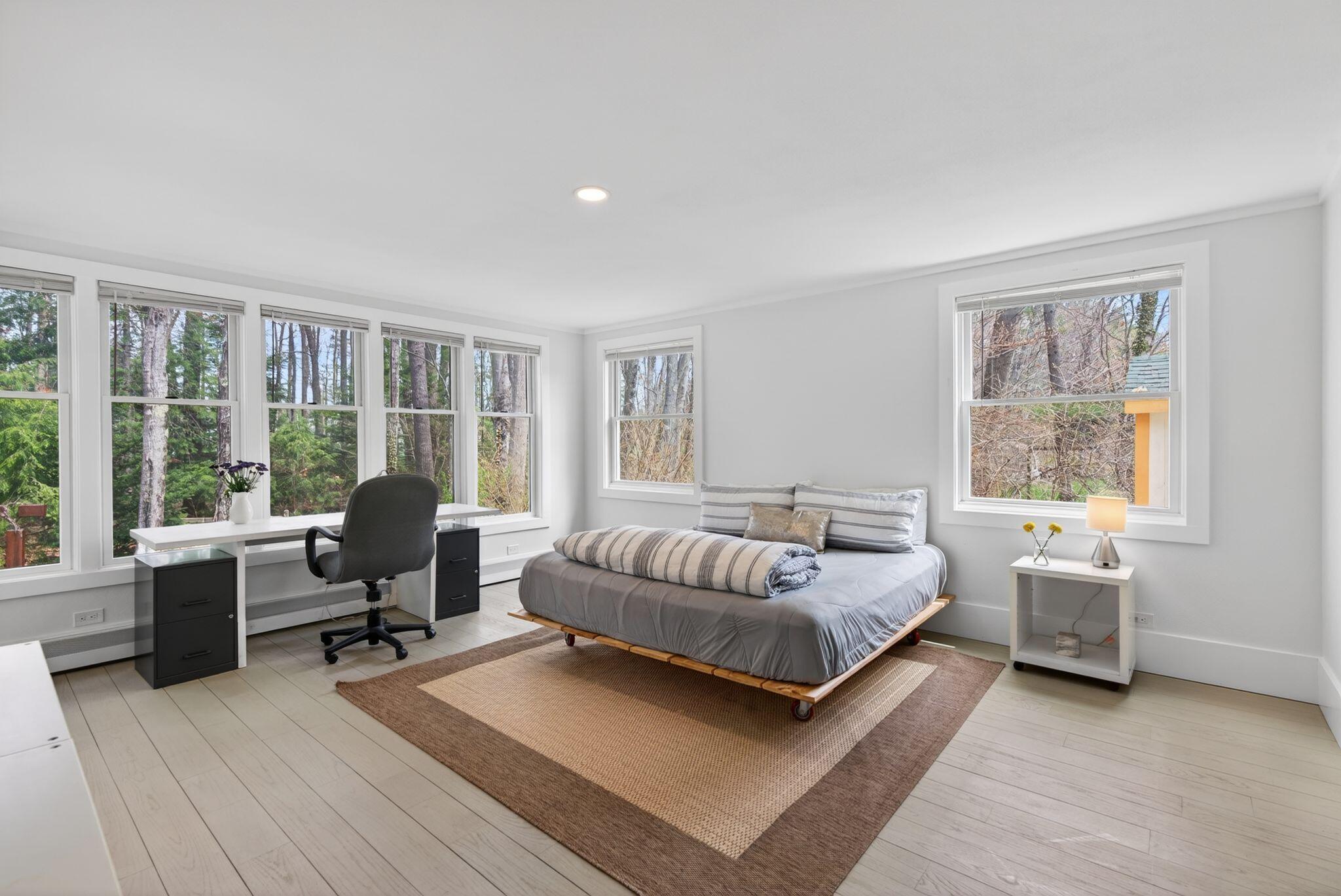 37 Meadowbrook Road Brunswick ME 04011