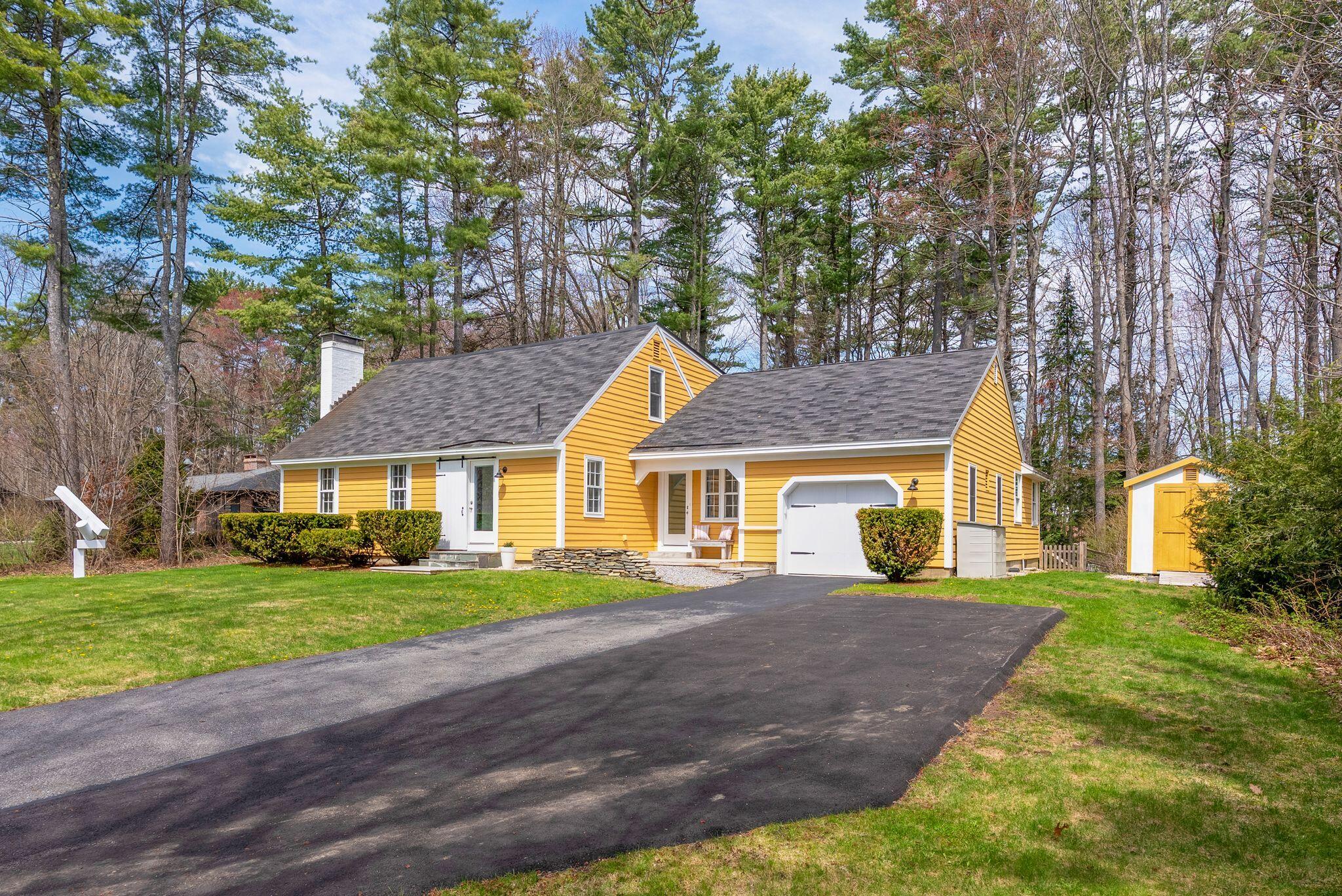 37 Meadowbrook Road Brunswick ME 04011