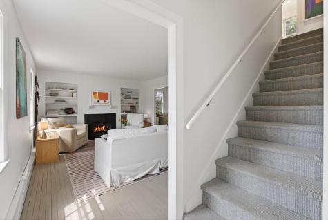 37 Meadowbrook Road Brunswick ME 04011