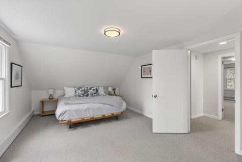 37 Meadowbrook Road Brunswick ME 04011