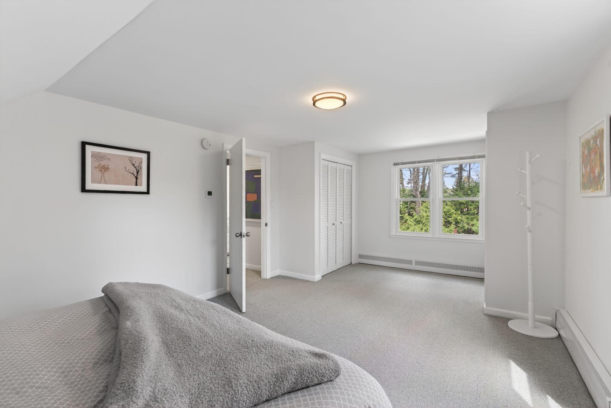 37 Meadowbrook Road Brunswick ME 04011
