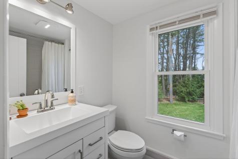 37 Meadowbrook Road Brunswick ME 04011