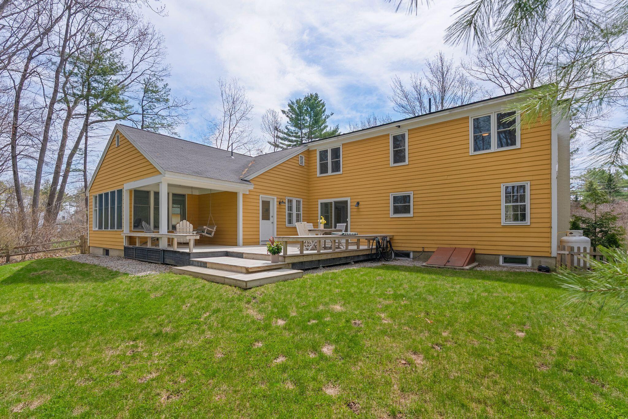 37 Meadowbrook Road Brunswick ME 04011