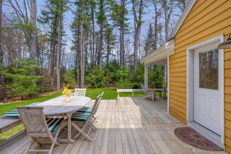 37 Meadowbrook Road Brunswick ME 04011