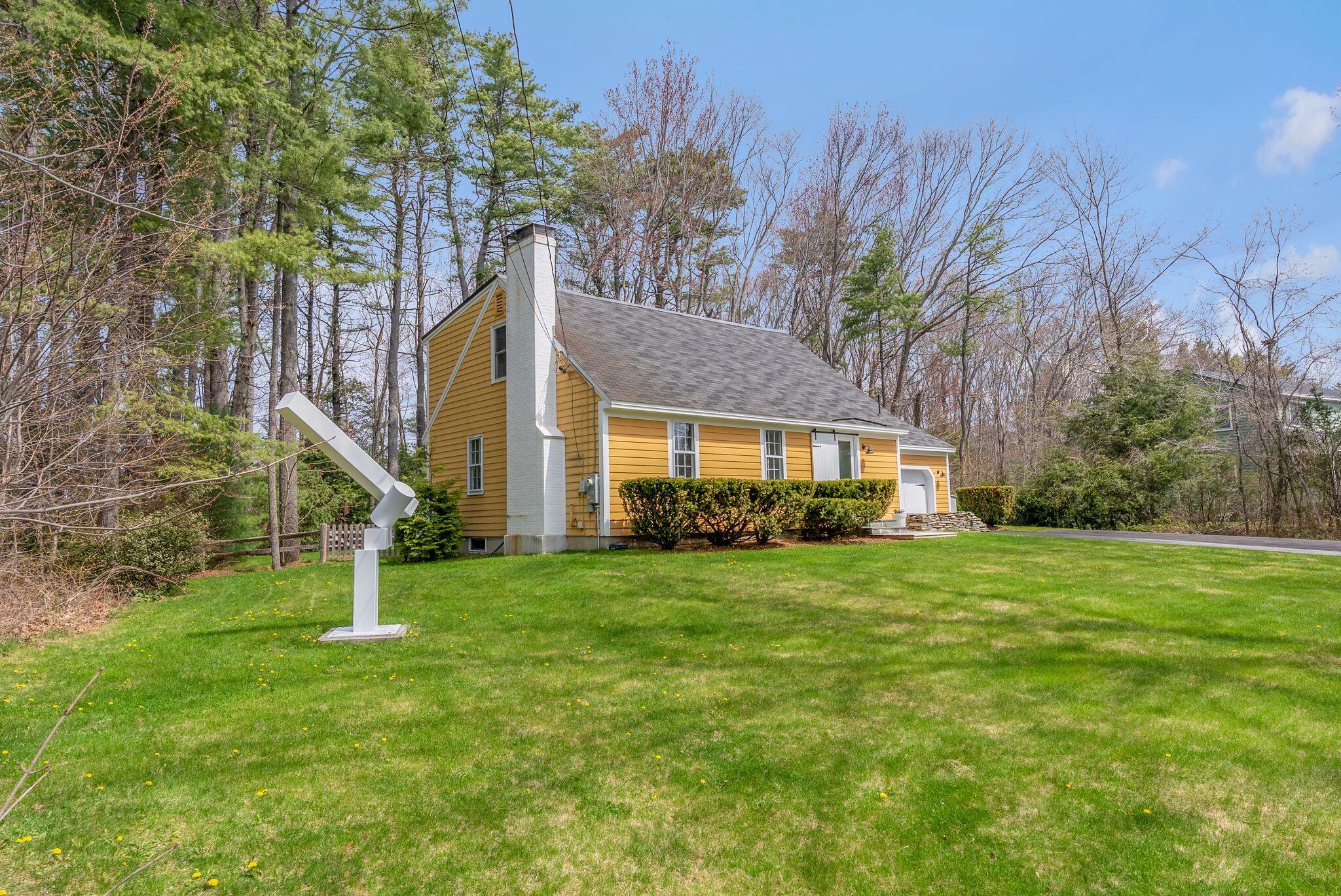 37 Meadowbrook Road Brunswick ME 04011