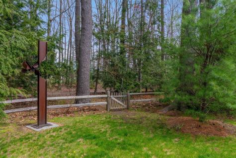 37 Meadowbrook Road Brunswick ME 04011