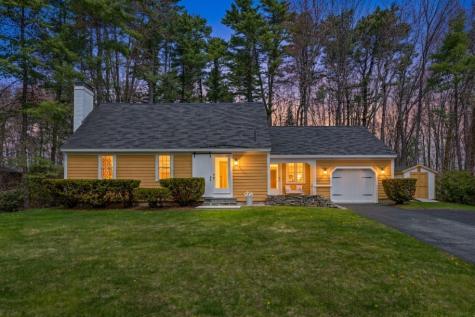 37 Meadowbrook Road Brunswick ME 04011