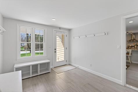 37 Meadowbrook Road Brunswick ME 04011