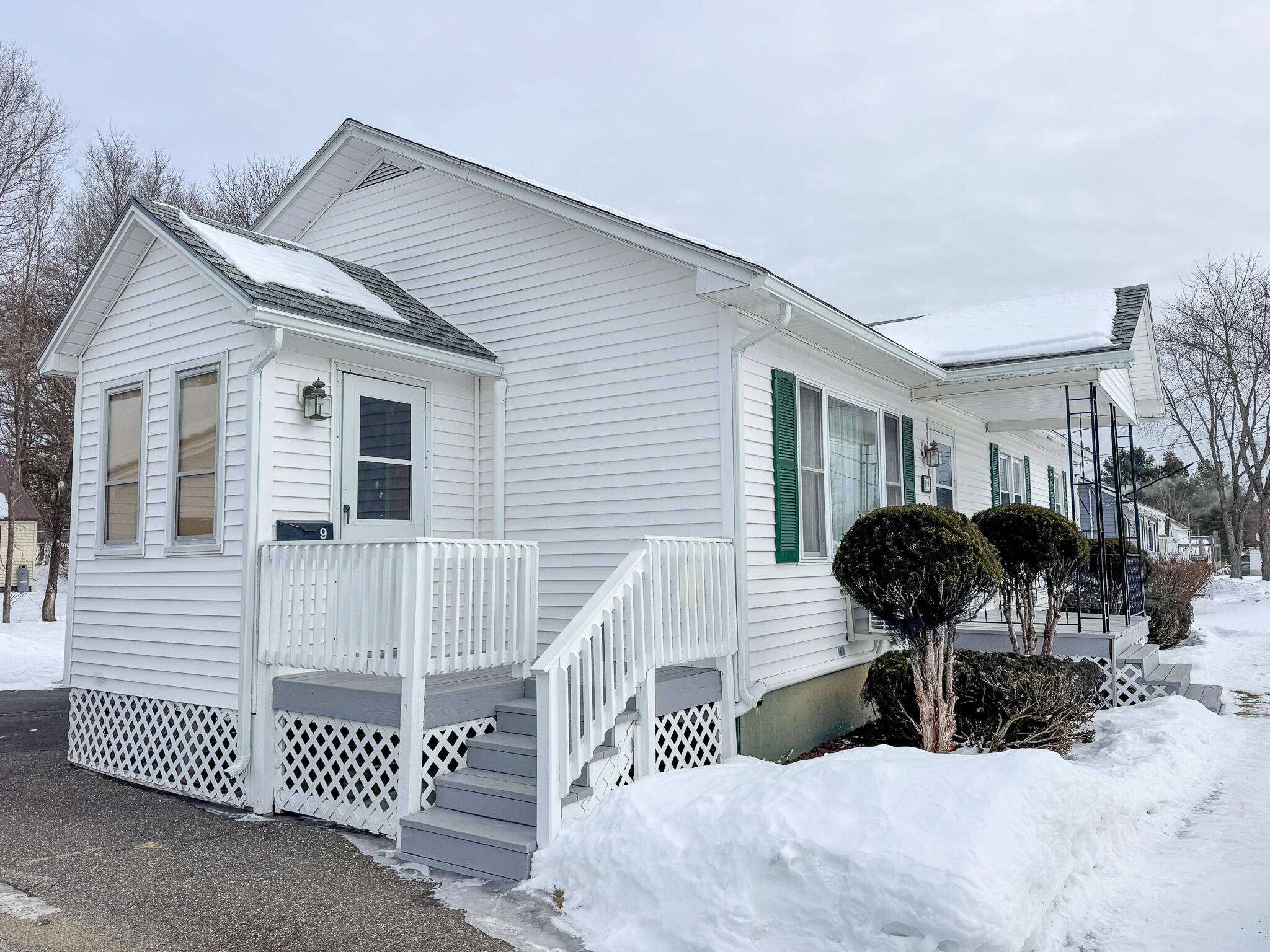 9 Grove Street East Millinocket ME 04430