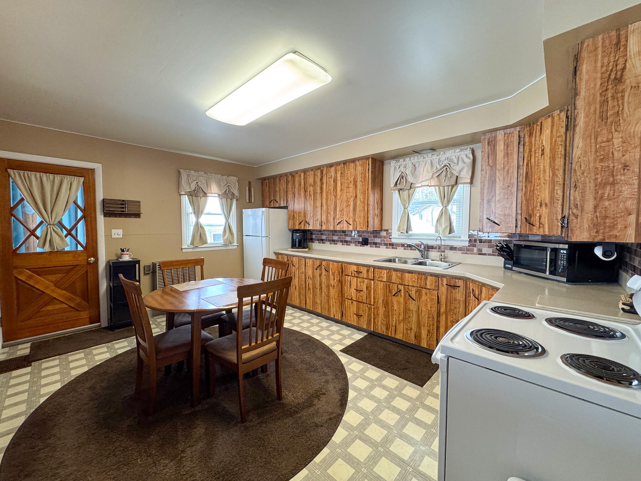 9 Grove Street East Millinocket ME 04430