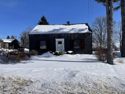 33 Elmwood Avenue Caribou ME 04736