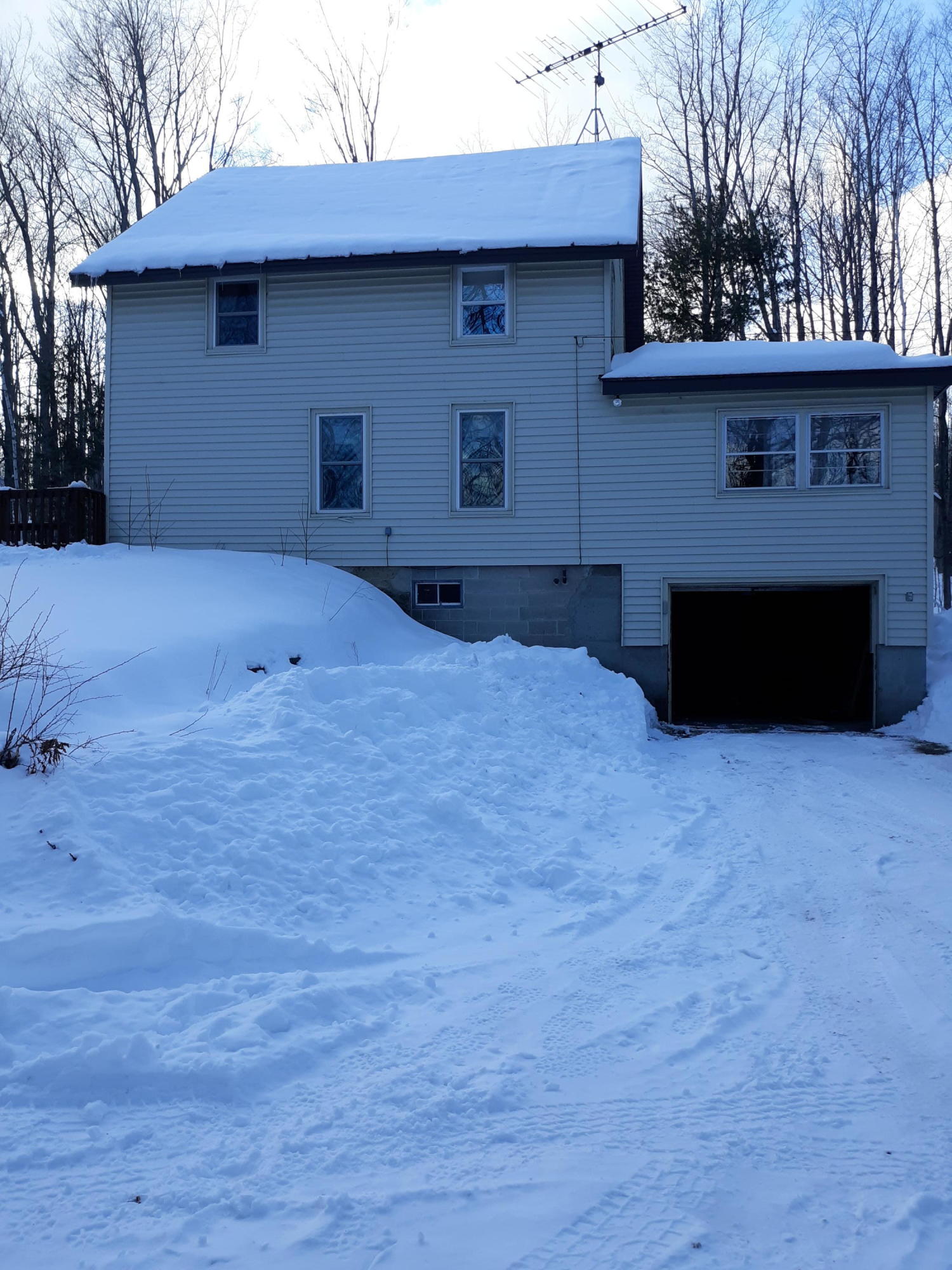 21 Maxwell Road Wilton ME 04294