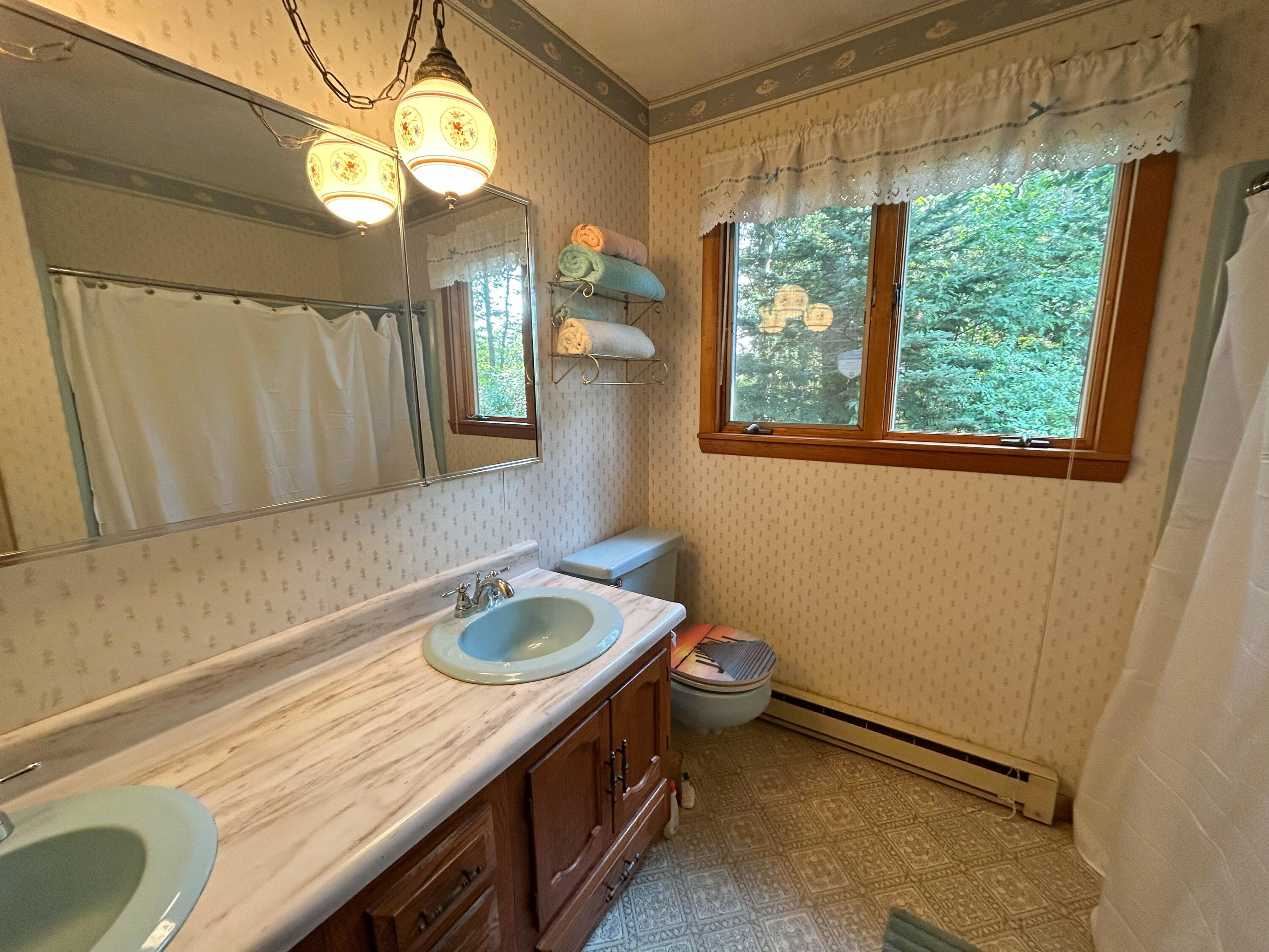 5 Scotts Lane Bucksport ME 04416