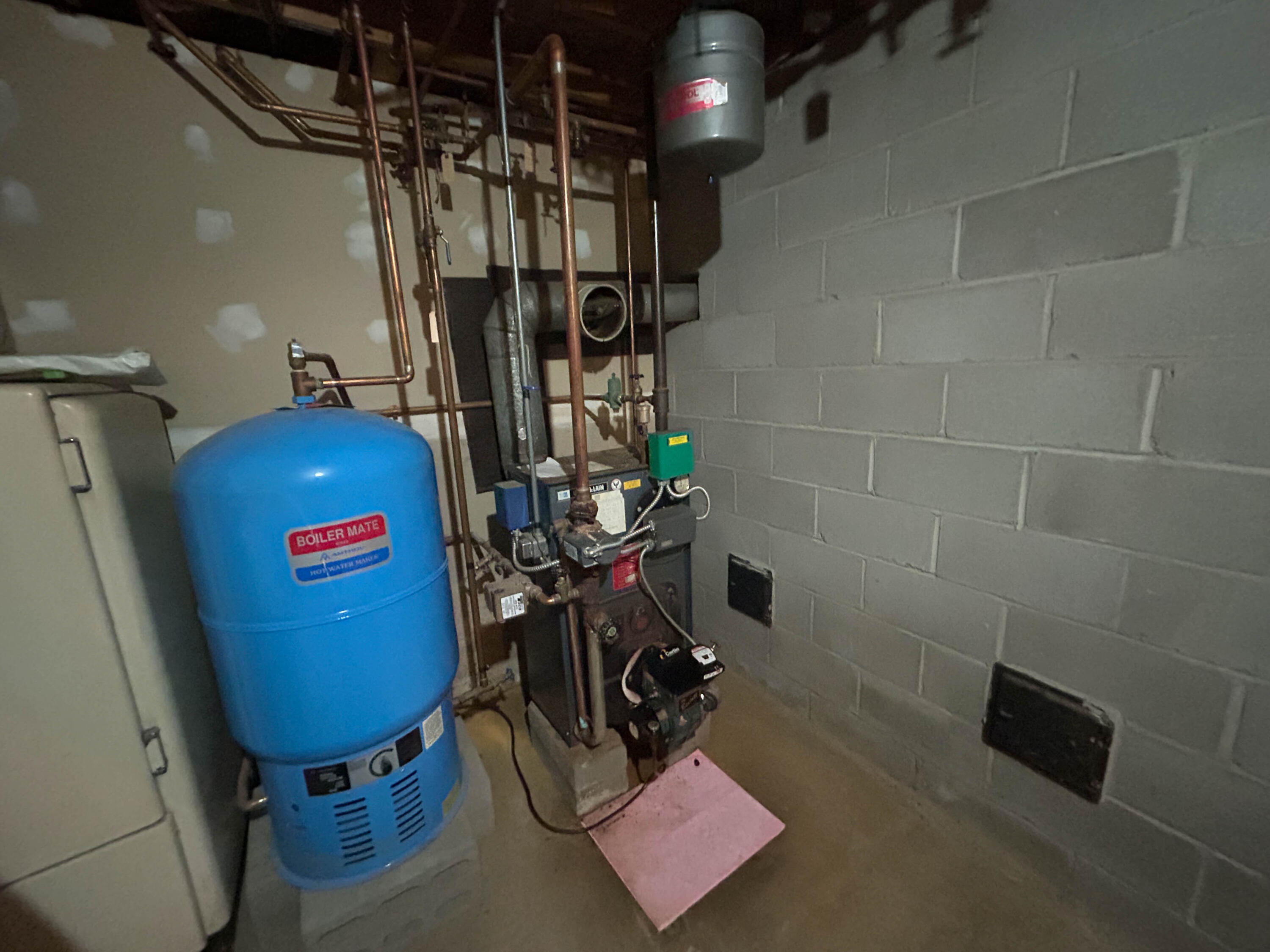 5 Scotts Lane Bucksport ME 04416