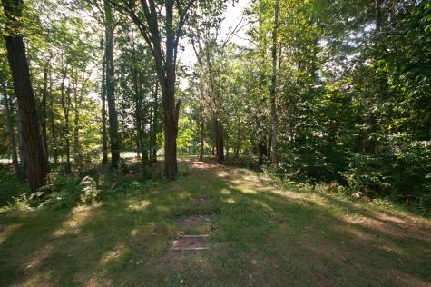 5 Scotts Lane Bucksport ME 04416