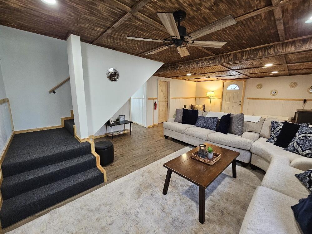 2016 Us Route 2 Carthage ME 04224