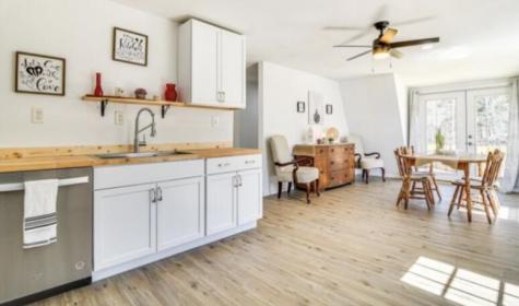 2016 Us Route 2 Carthage ME 04224