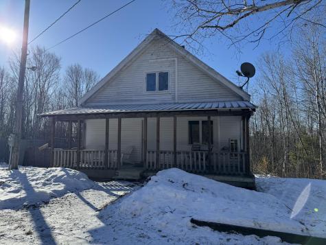 40 Caldwell Lane Chesterville ME 04938