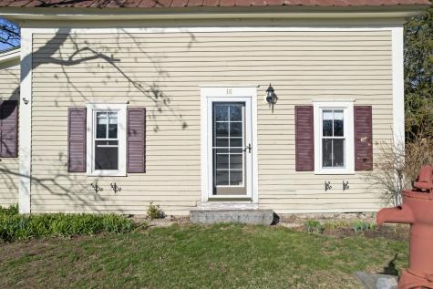 18 Hancock Avenue Hiram ME 04041