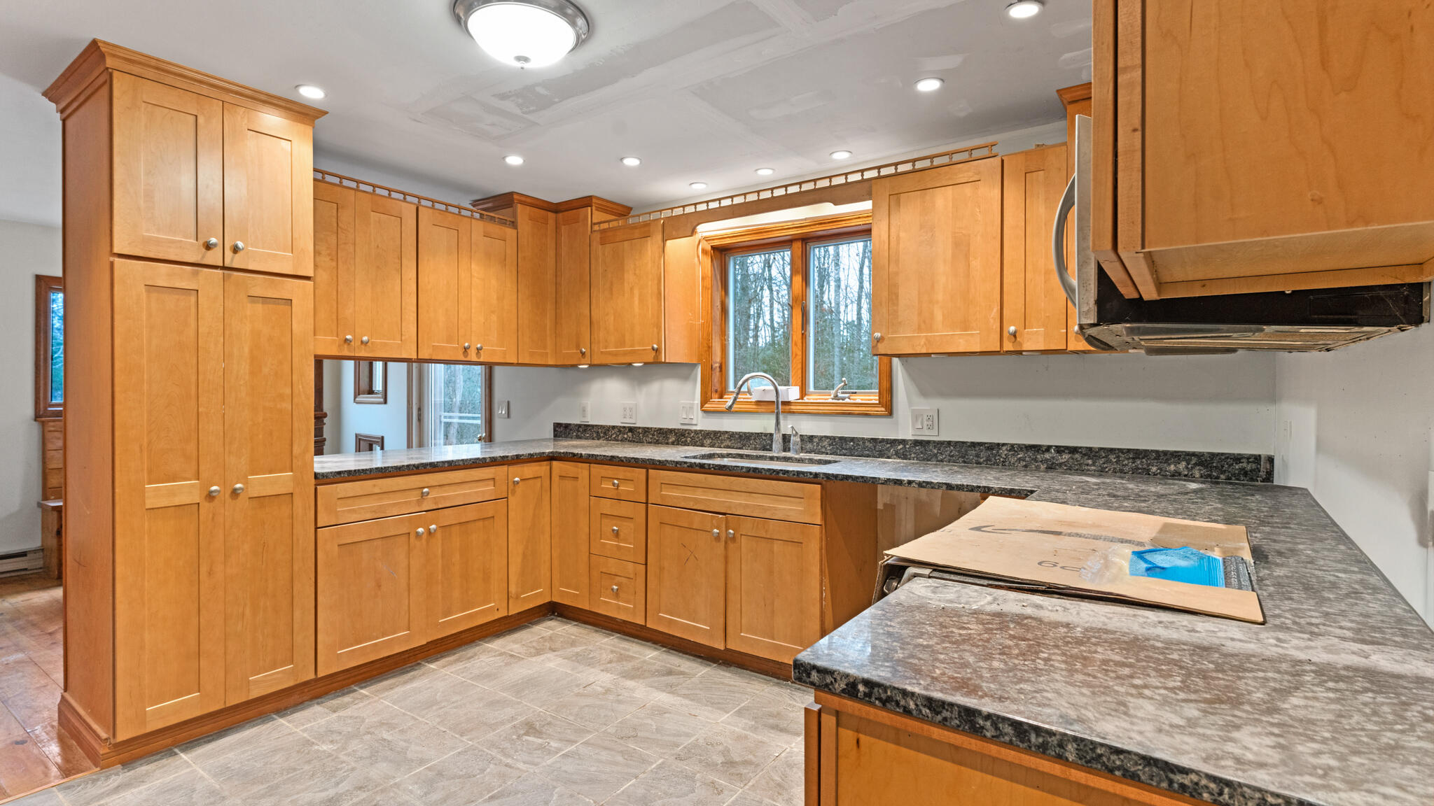 277 Old Stage Road Woolwich ME 04579