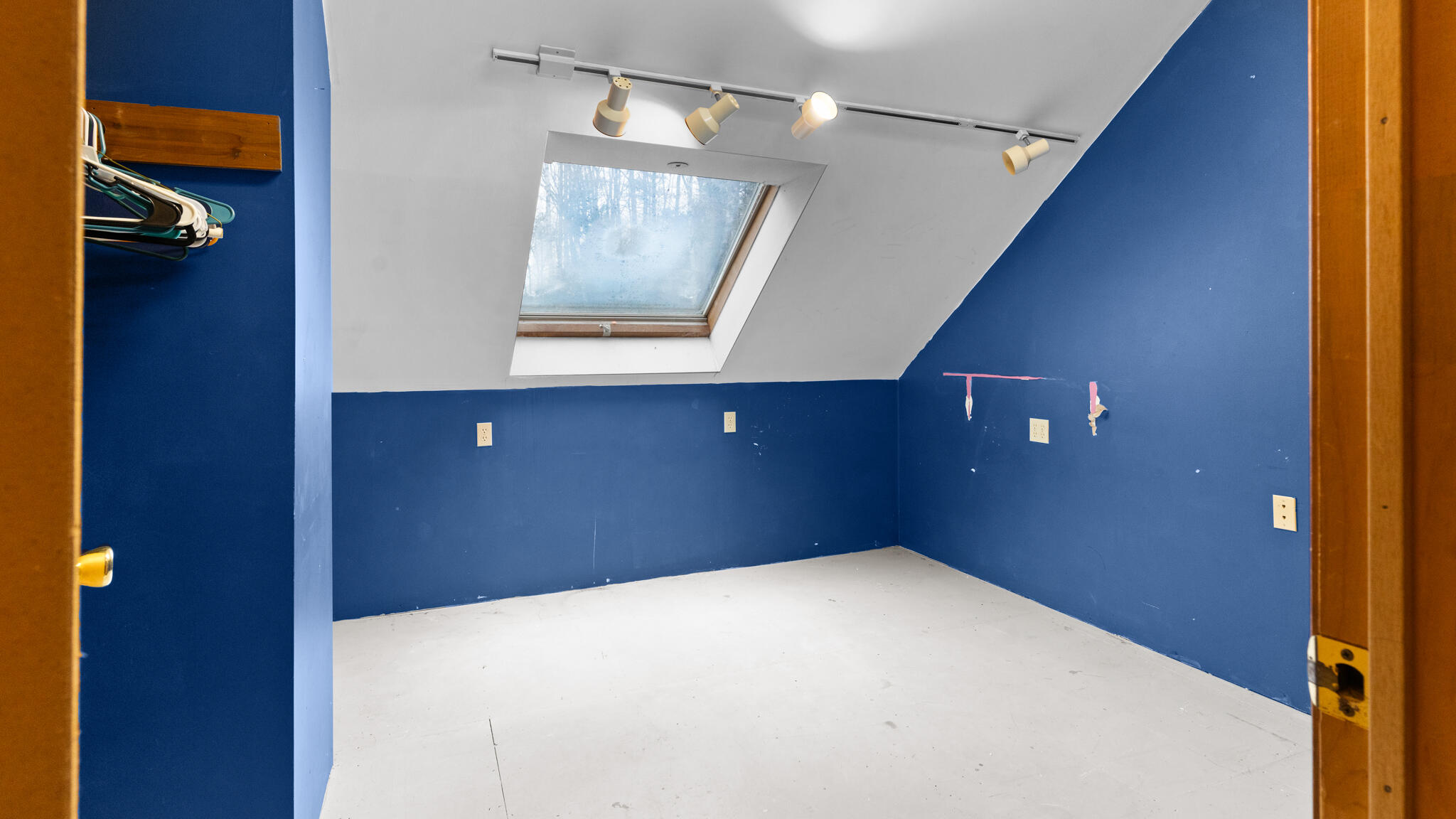 277 Old Stage Road Woolwich ME 04579