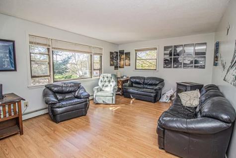 186 Maple Avenue Farmington ME 04938