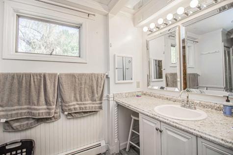 186 Maple Avenue Farmington ME 04938