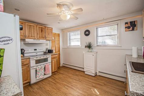 186 Maple Avenue Farmington ME 04938