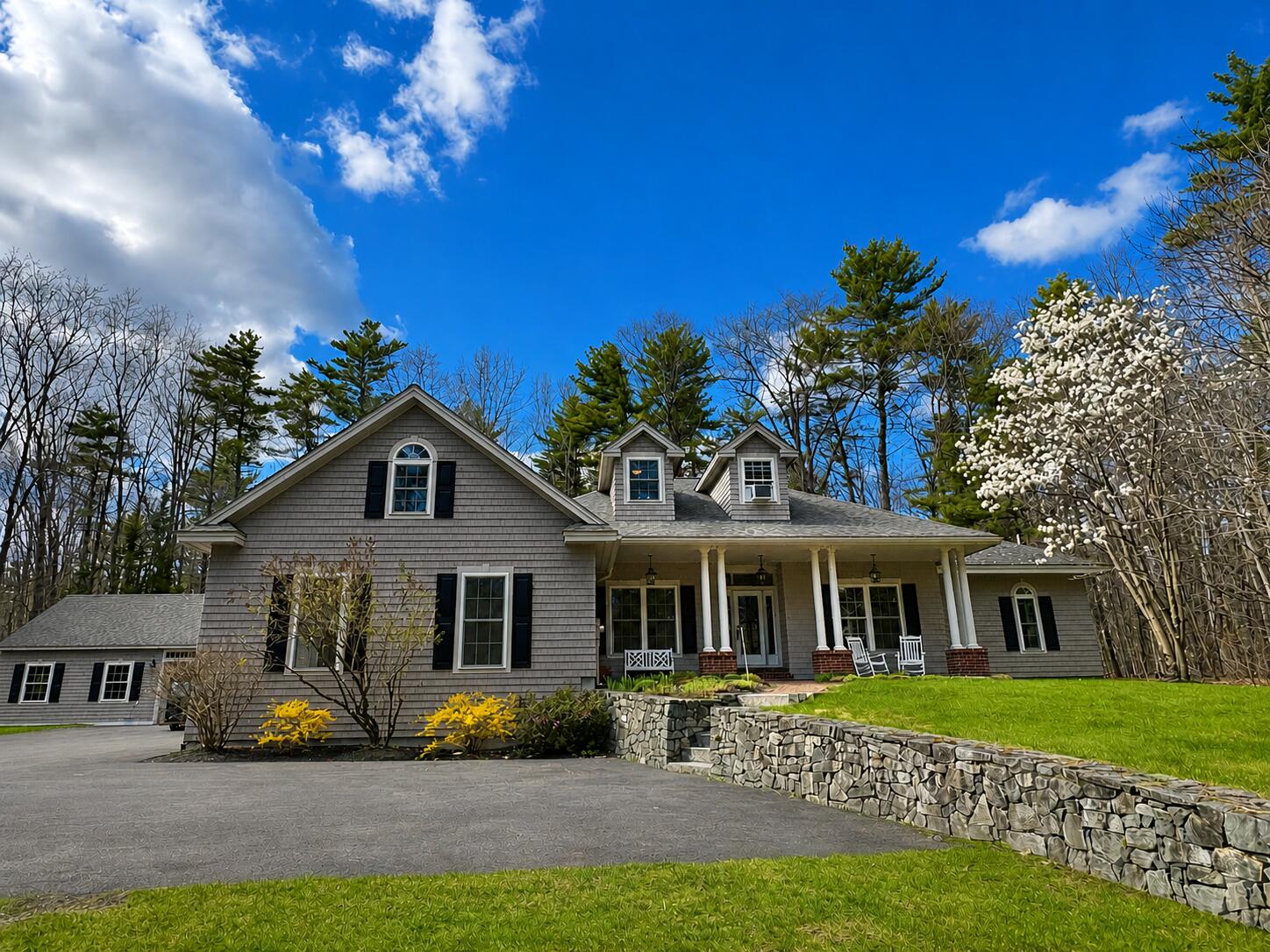 23 Casselton Road Raymond ME 04071