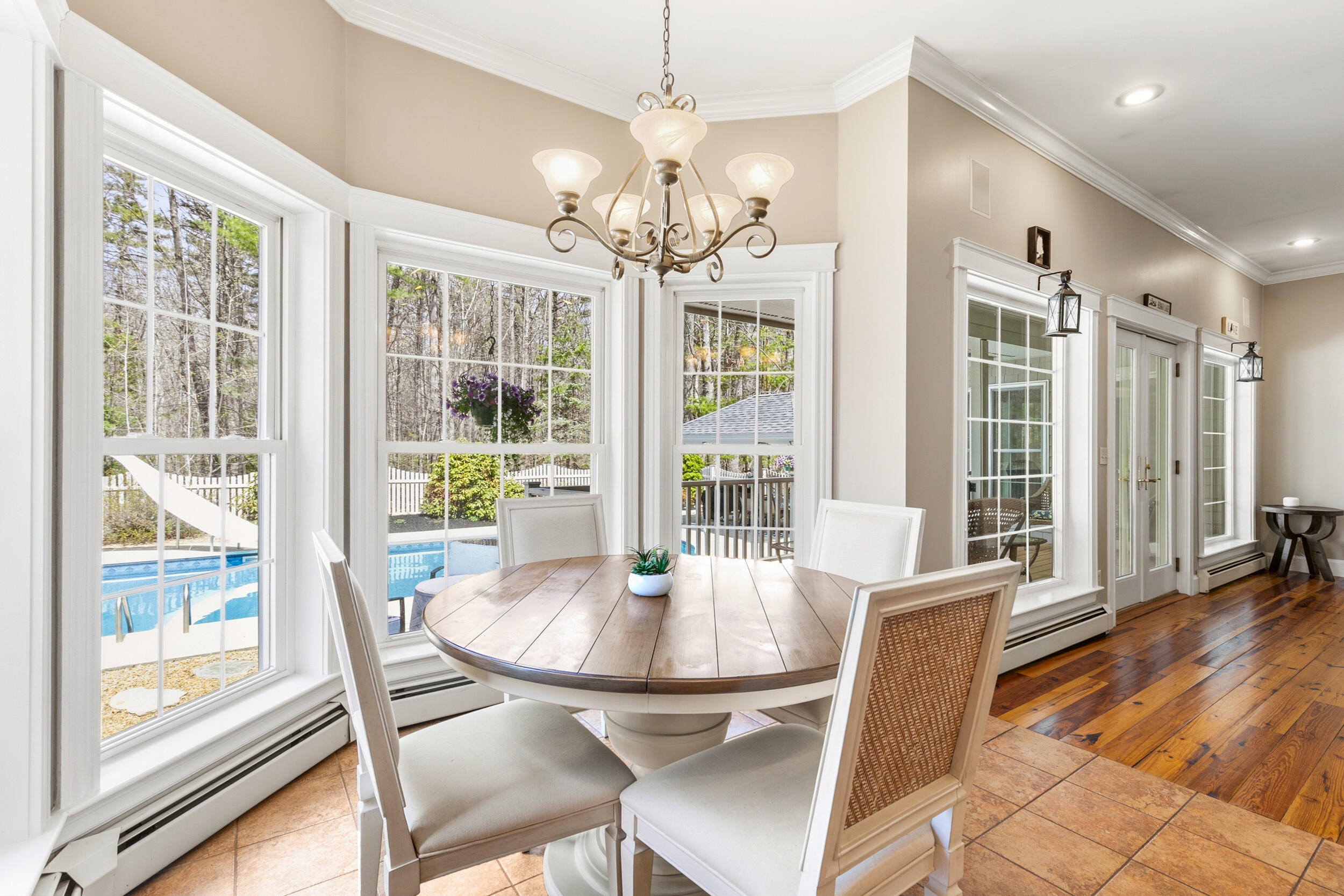 23 Casselton Road Raymond ME 04071