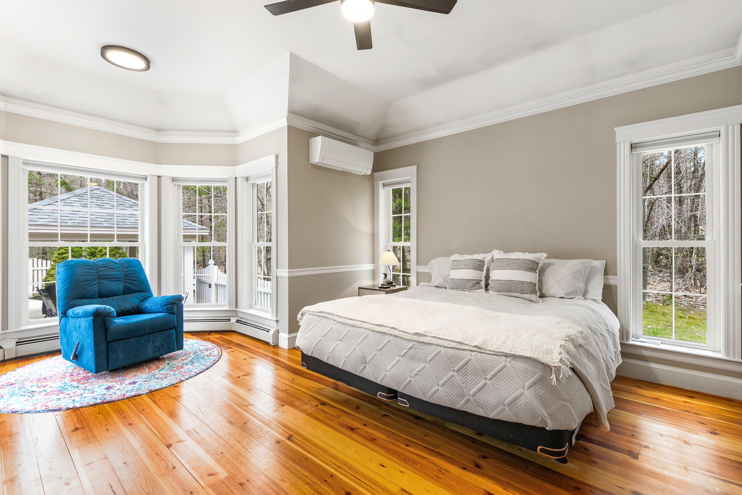 23 Casselton Road Raymond ME 04071