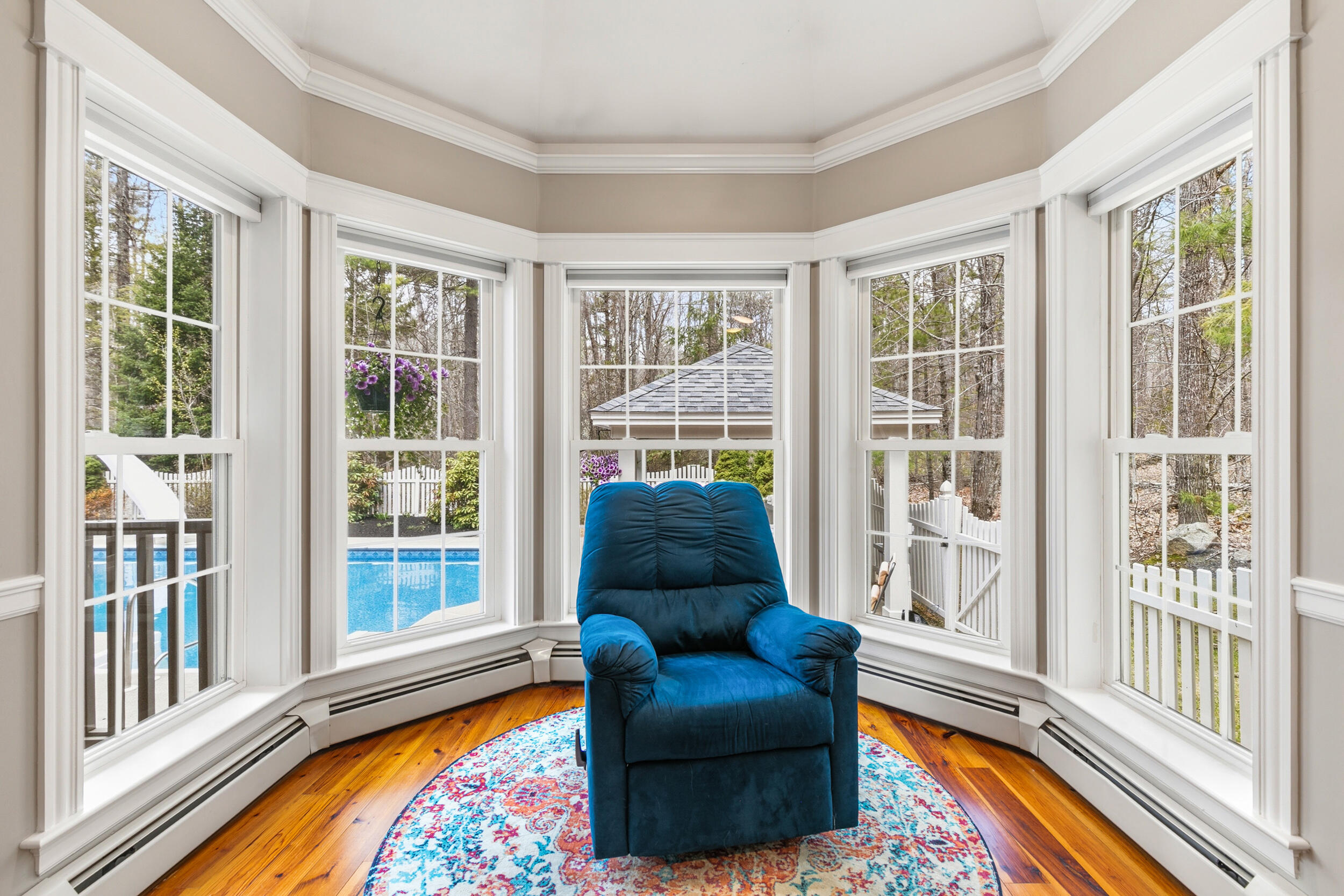 23 Casselton Road Raymond ME 04071