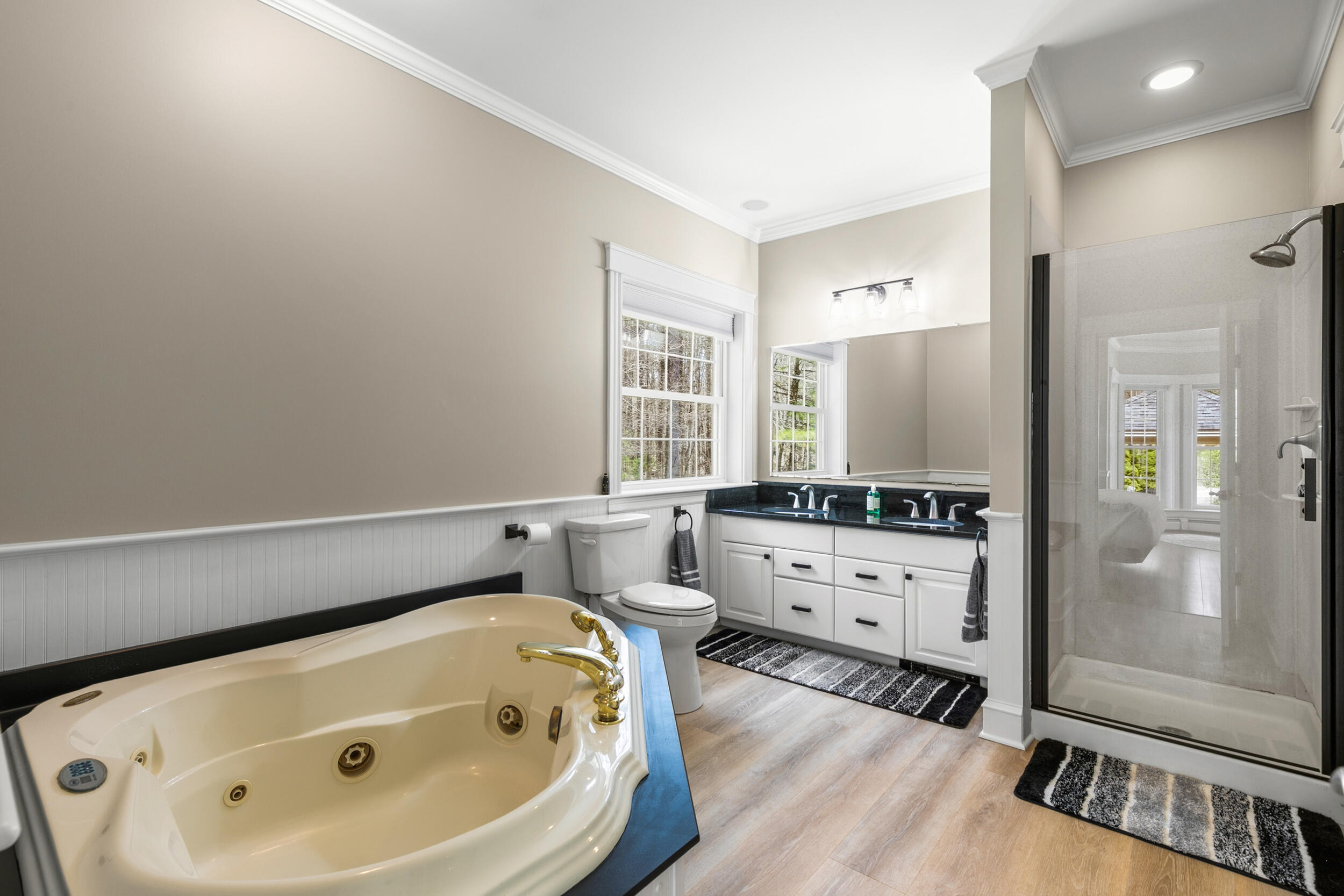 23 Casselton Road Raymond ME 04071