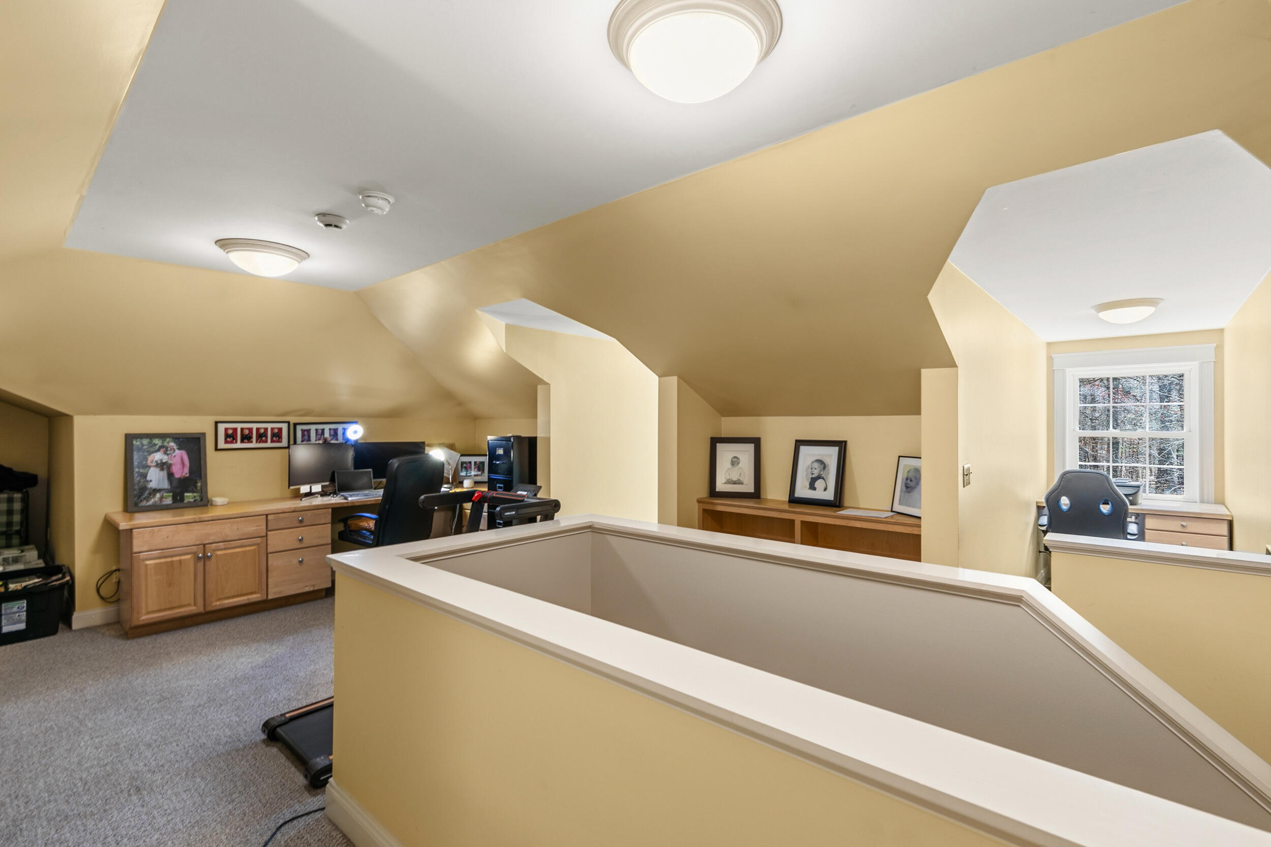 23 Casselton Road Raymond ME 04071