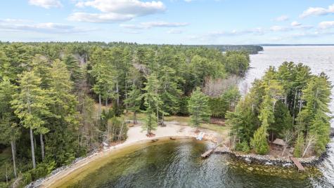 23 Casselton Road Raymond ME 04071