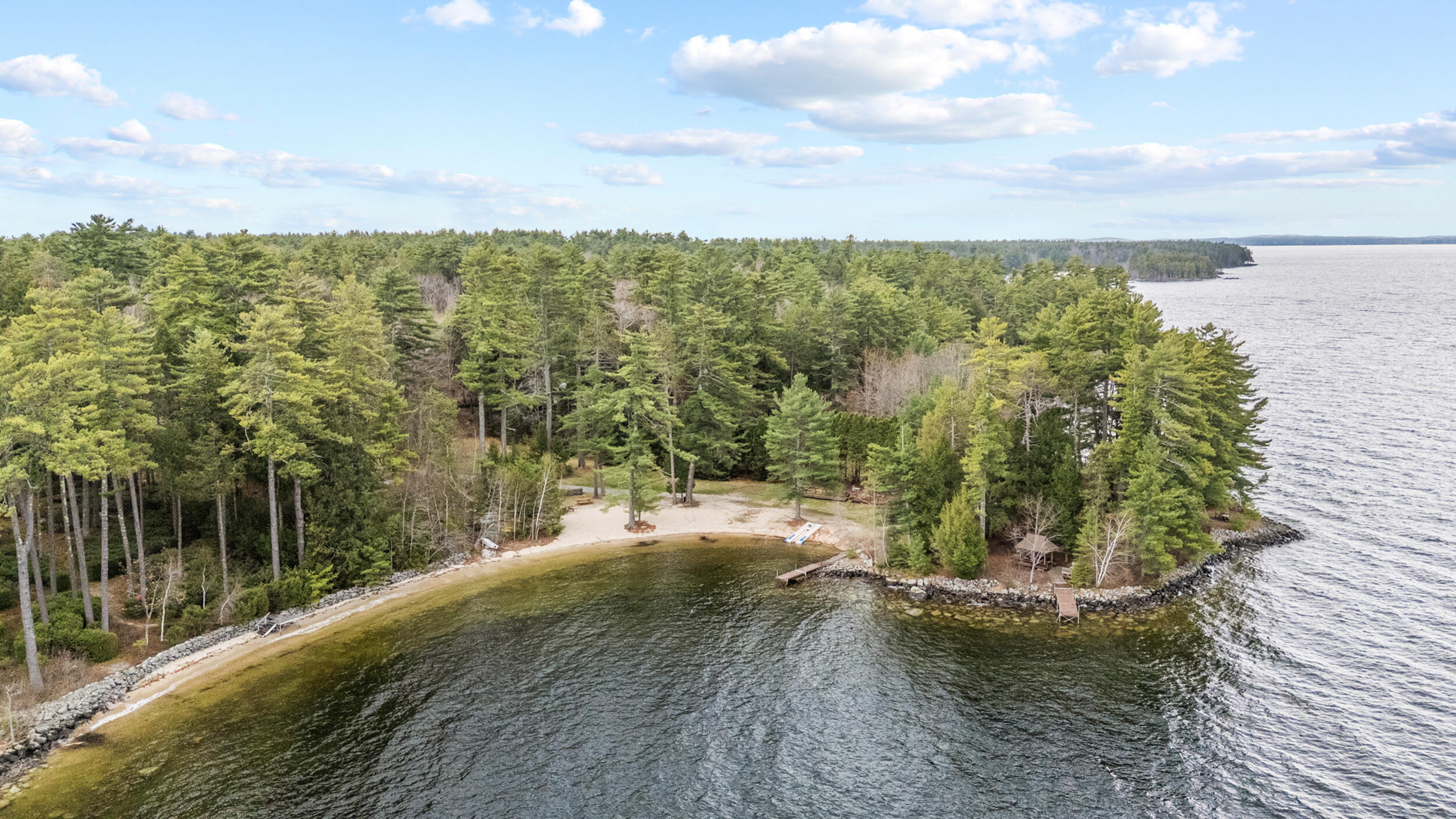 23 Casselton Road Raymond ME 04071